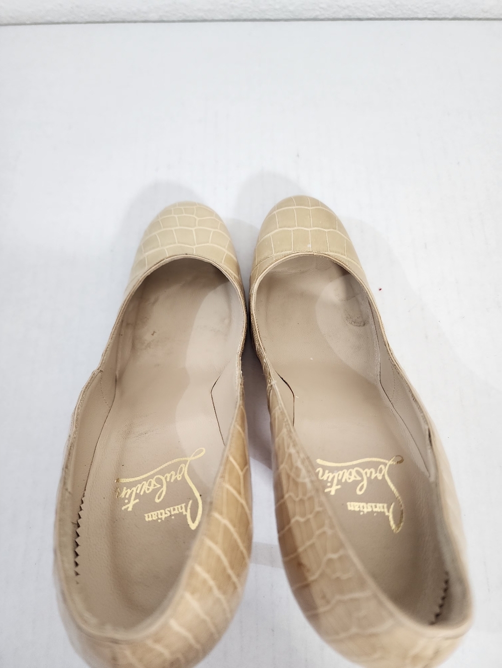 Christian Louboutin Vintage Nude Embossed Leather Cap Toe Pumps Heels EU 37 - Picture 6 of 14